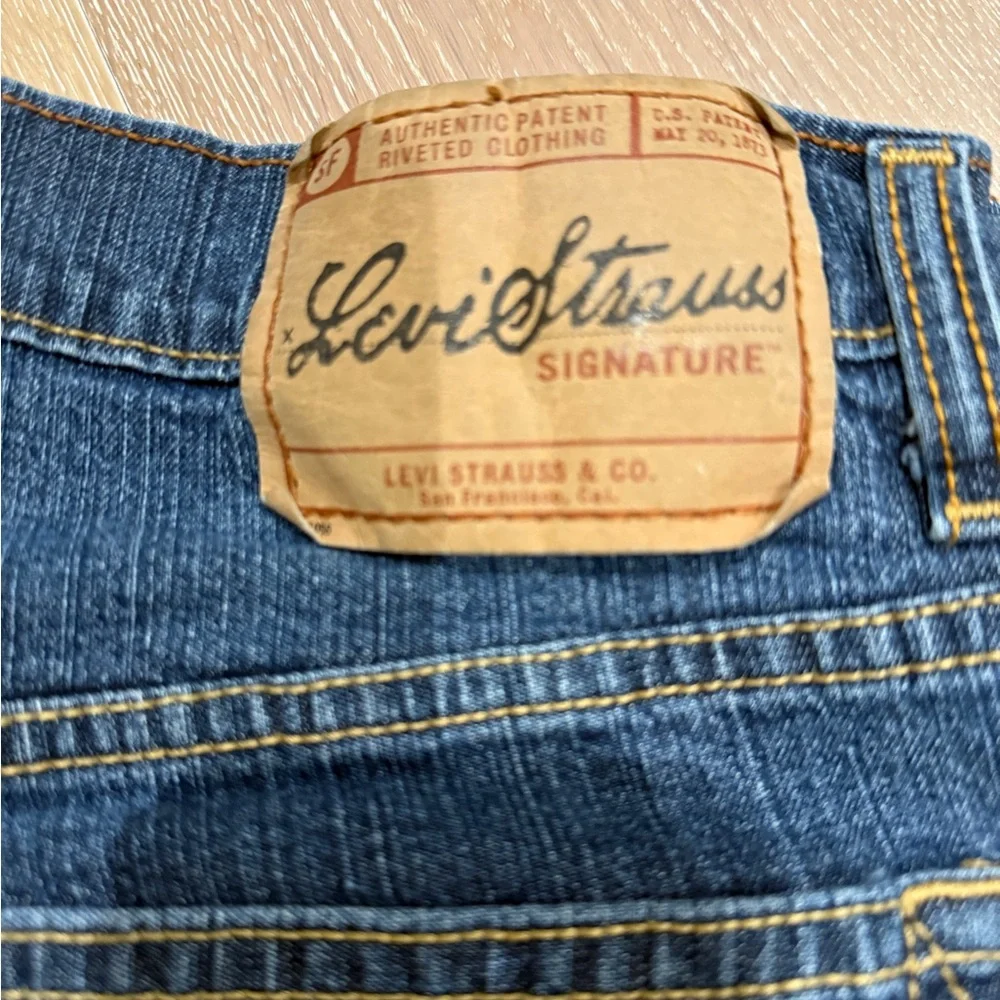 Levi’s  Strauss denim boot cut jeans size 16 short